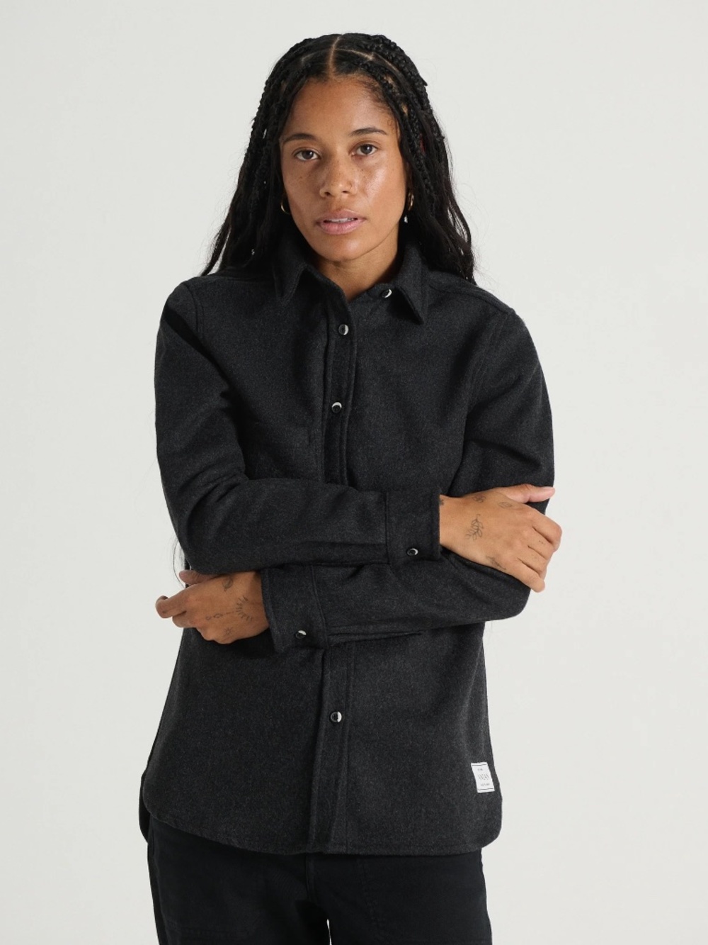 Anian Women's Modern Melton Wool Shirt in charcoal/dark grey —size Small - Picture 1 of 4